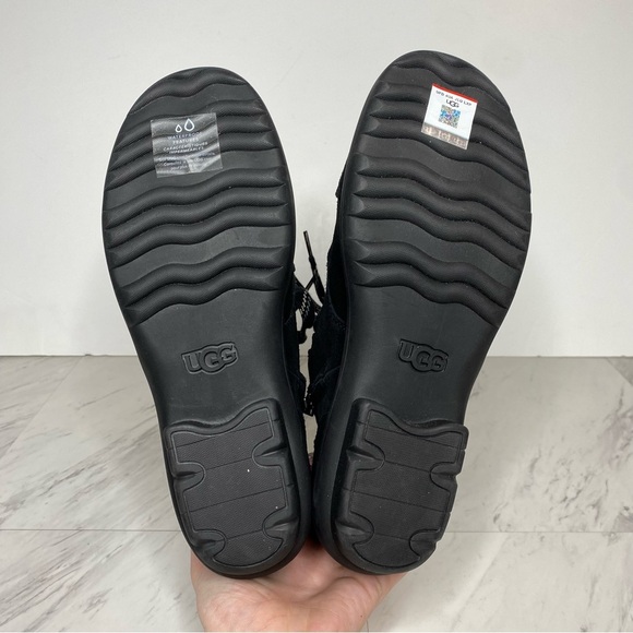 UGG Hapsburg Black Lace Up Ankle Boot 9 - Picture 14 of 15